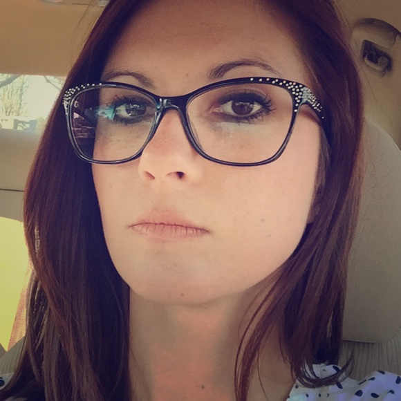 Meet Your Posher *Amber* - Picture 1 of 5